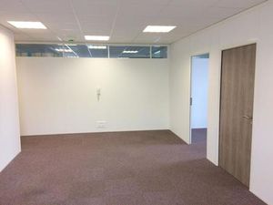 A LOUER - Bureaux bon état