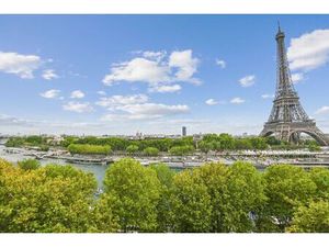 Location Appartement de luxe Paris 16 4 Pièces 218 m² <meta name="description" content="Vu