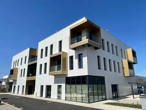 A vendre ou à louer - MILKY PARK - Bureaux neufs dans un parc - Décines Charpieu