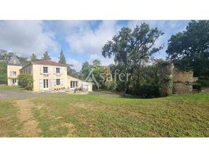 Proche Castéra-Verduzan - Propriété de charme de 4ha