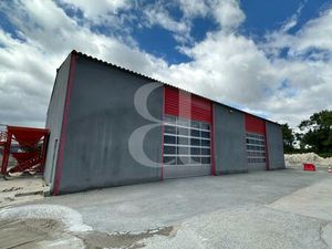 Hangar à vendre à Vaison-la-Romaine - Exclusivité