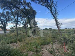 Terrain à bâtir de 650 m² entre Châteauneuf-du-Pape et Béd