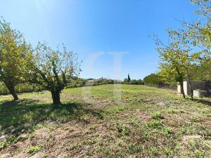 Terrain à bâtir à Valréas