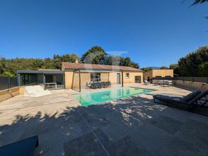Villa avec spa et piscines au coeur de Vaison-la-Romaine