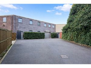 Bureaux à louer à Wazenaarstraat 3 Gentbrugge (RBU90903)