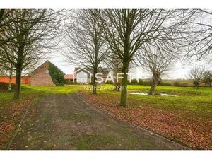 ANCIEN CORPS DE FERME AVEC CHAMBRES D'HÔTES ET DÉPENDANCES SUR UNE PARCELLE DE 8000 M2 À S