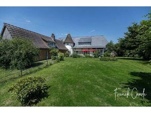 Maison de caractère sur près de 2000 m² de terrain  avec vue