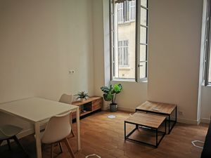 Beau type 2 meublé centre ville Toulon