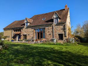 Exceptionnelle conversion de grange de 3 chambres dans l'Indre