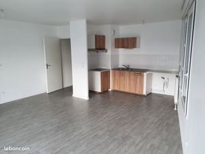 Appartement T3 récent lumineux et proximité tous commerce