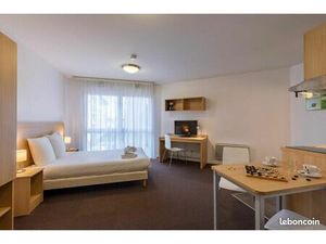 Studio 1 pièce 30 m²