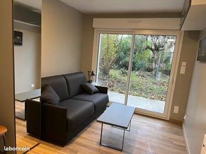 Studio meuble jardin et parking