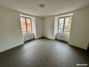 Appartement T2 au centre-ville de Delle