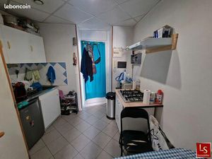 Studio 1 pièce 25 m²