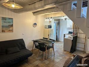 Logement rénové 40m2 (2 chambres) pleuven Bourg