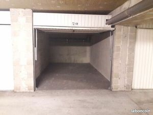 Vente garage residence sécurisée