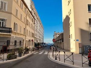 Appartement T3 63m2 - Catalans - Balcon  loggia  cave