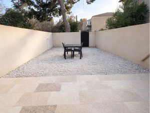 Maison de ville neuve au calme