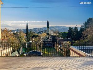 Appartement 6 pièces 174 m²