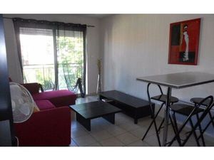 Location appartement  31.85 m² T-2 à Nîmes  594 €