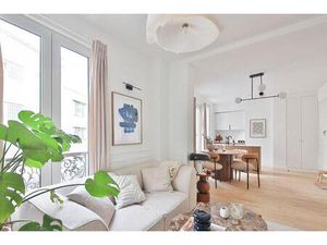 Duplex atypique Paris 13- 2 pièce(s) 30.1 m2 ( carrez ) - refait à neuf