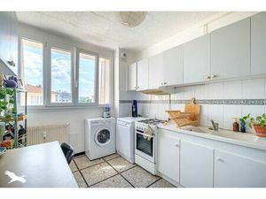 Vente appartement 4 pièces 72 m² Lyon 8 (69008)