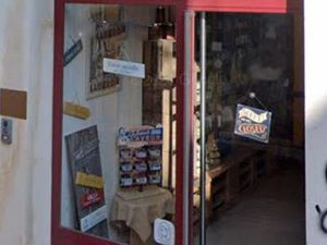 Urgent❗️ À vendre Droit au bail –Emplacement Exceptionnel à Arles ⭐cause maladie prix négo