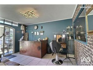 Local 54 m² AUBAGNE