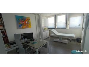 Local médical dans centre médical