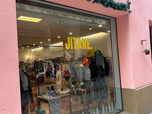 Local commercial Opéra