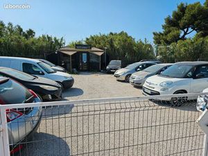 Droit au bail parc automobile 30 voiture cloturé avec bureau