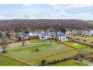 Villa à vendre avec terrasse et jardin   Dave (VBD65737)