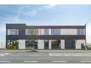 Bureau récemment construit d'environ 359 m² dans un emplacem