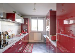 MONTJUZET - EXCLUSIVITÉ - T4 96m2 - BALCON - GARAGE + PARKIN