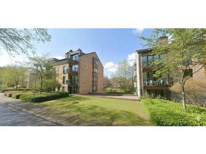 Offre unique : 4 emplacements extérieurs à Louvain  un inves