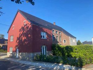 Charmante et impeccable petite maison à louer