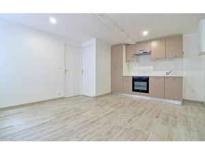 Location appartement  m² T-1 à Pont-Sainte-Maxence  570 €