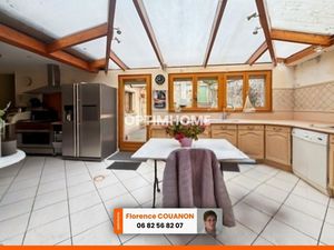 SAINT ARNOULT EN YVELINES (78) Maison de ville de 101 m² loi carrez avec gros potentiel  g