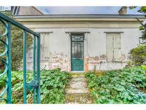 Maison 5 pièces de 160m2 sur parcelle de 332m2.