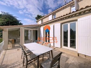 MAGNIFIQUE MAISON LA SEYNE LIMITE SIX FOURS