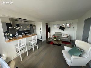 Beau 2 pièces meublée avec Parking
