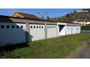 Grand garage 37m3 centre Moissac