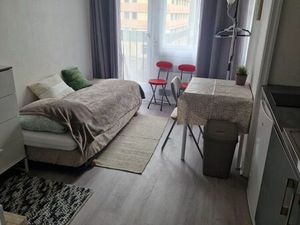 Lille centre joli studio meublé 480 eur
