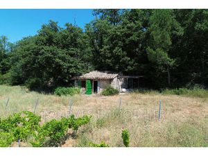 Vente terrain 24880 m² Tourves (83170)