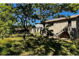 Vente maison 6 pièces 174 m² Auribeau (84400)