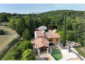 Vente maison 5 pièces 170 m² Saignon (84400)