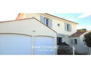 Vente maison 5 pièces 135 m² Coëx (85220)