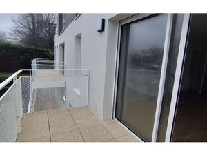 Location appartement  m² T-2 à Le Relecq-Kerhuon  541 €
