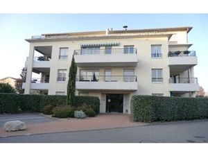 Location appartement  66.66 m² T-3 à Rillieux-la-Pape  924 €
