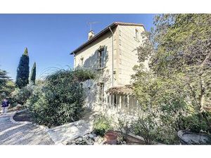 Maison Villeneuve-lès-Avignon 241 m² T-5 à vendre  859 000 €